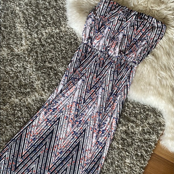 Floor length Maxi - Picture 2 of 3